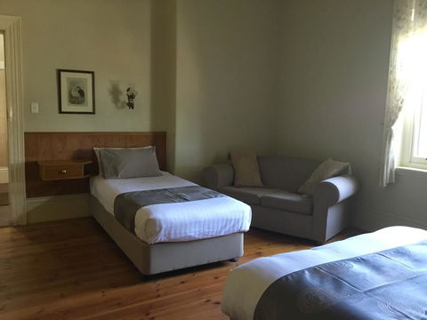 Campbell St Lodge - New Castle Holiday 6