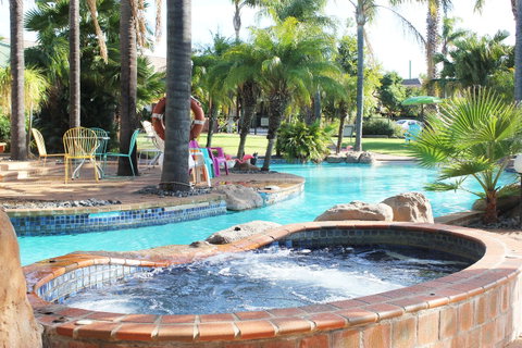 Swan Hill Resort - New Castle Holiday 14