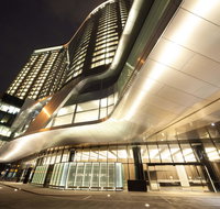 Crown Metropol Melbourne - New Castle Holiday