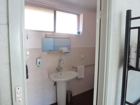 The Grampians Motel - New Castle Holiday 36