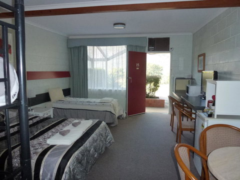 The Grampians Motel - New Castle Holiday 37