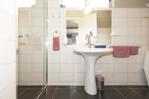 The Grampians Motel - New Castle Holiday 38