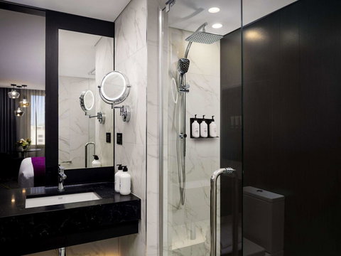 Pullman Melbourne City Centre - New Castle Holiday 20