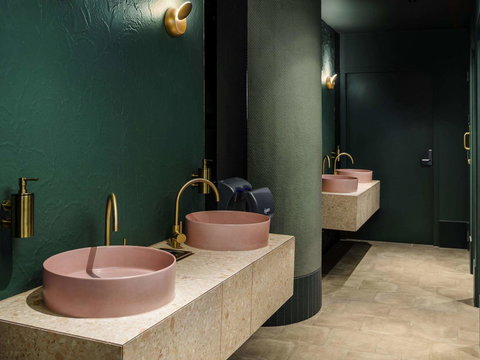 Pullman Melbourne City Centre - New Castle Holiday 35