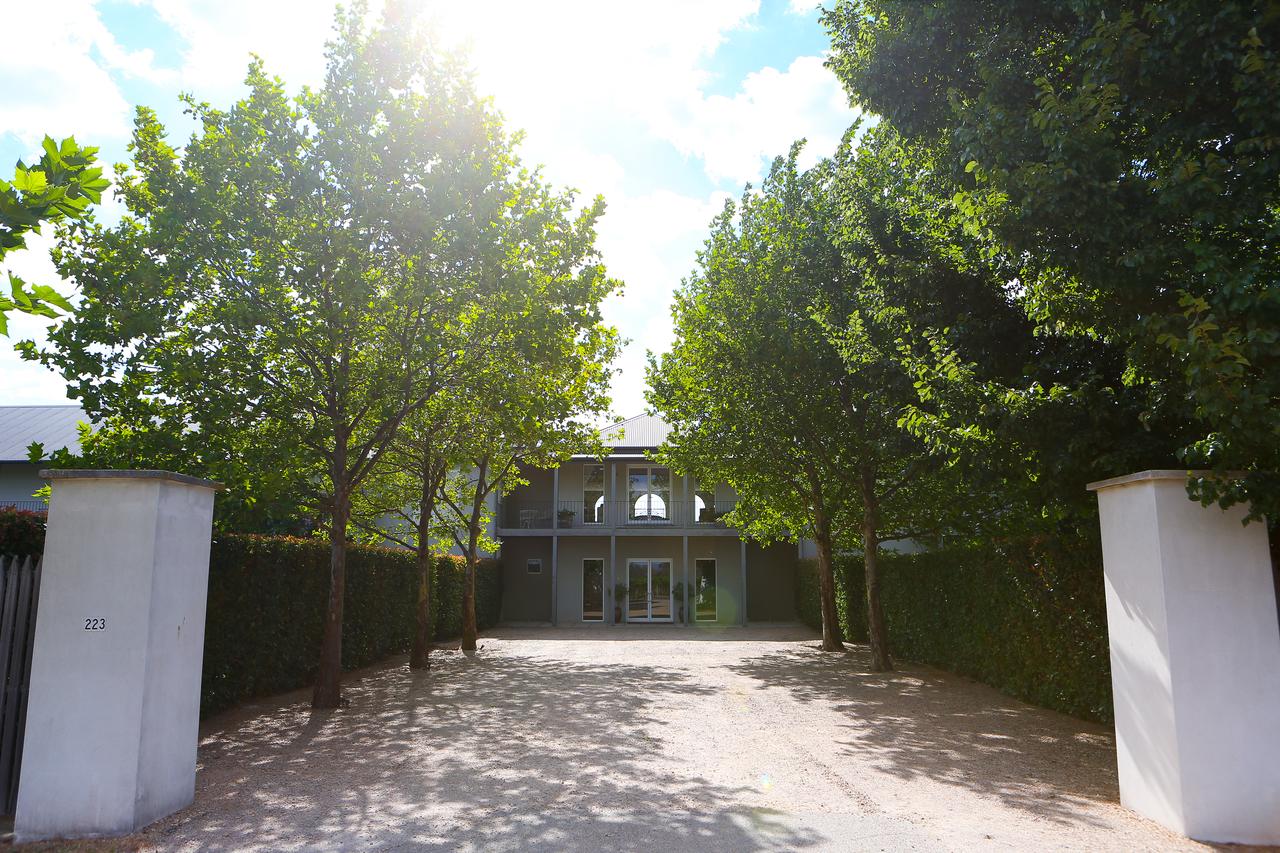 Boorhaman VIC New Castle Holiday