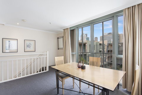 Melbourne Metropole Central Official - New Castle Holiday 5