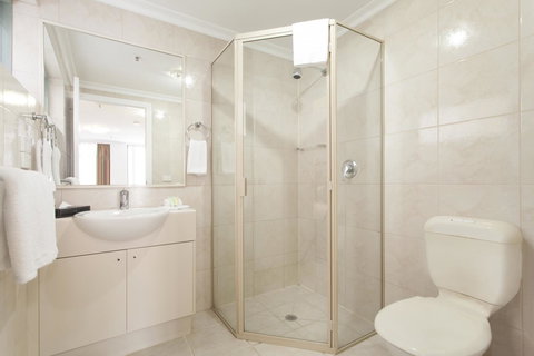 Melbourne Metropole Central Official - New Castle Holiday 25