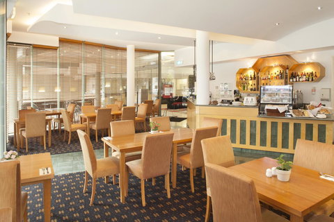 Melbourne Metropole Central Official - New Castle Holiday 20