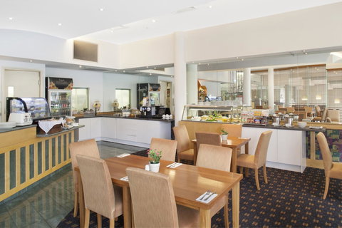 Melbourne Metropole Central Official - New Castle Holiday 19