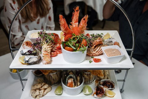 Deep Blue Hotel & Hot Springs - New Castle Holiday 1