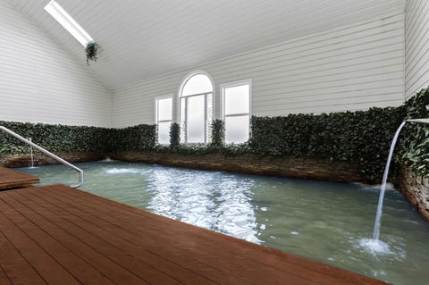 Deep Blue Hotel & Hot Springs - New Castle Holiday 12