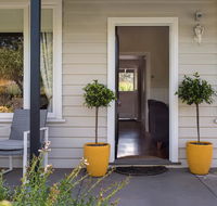 Koovelly Spa Villa - New Castle Holiday