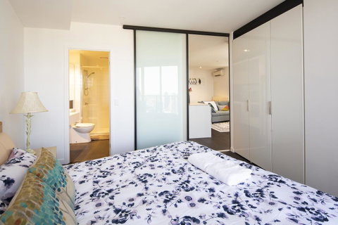 UrbanSuite Melbourne Cozy Apartment å°”æœ¬ åŸŽå¸‚ç²¾é€‰é…’åº—ä½å®¿ - New Castle Holiday 29