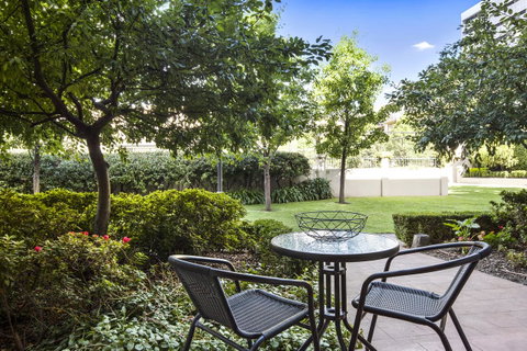 Melbourne Luxury Paradise - New Castle Holiday 1