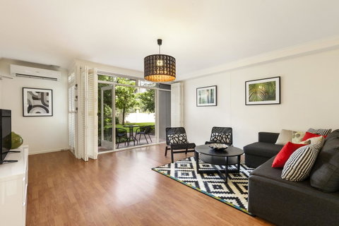 Melbourne Luxury Paradise - New Castle Holiday 2