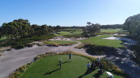 Nautique Beach House - New Castle Holiday 28