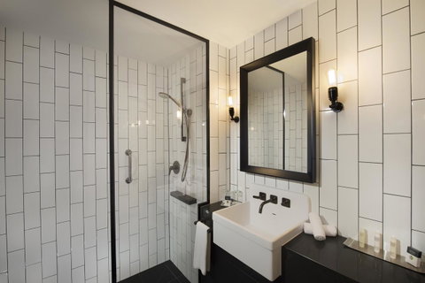 DoubleTree By Hilton Melbourne - New Castle Holiday 15