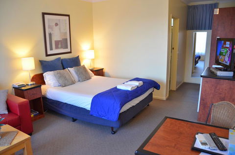 The Sandridge Motel - New Castle Holiday 17