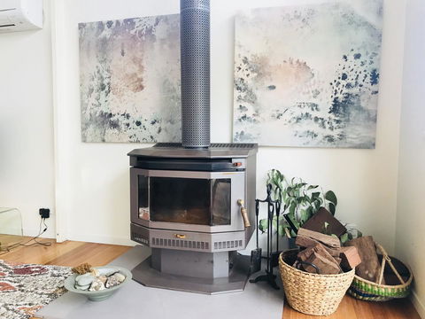 Ocean View Treetops Retreat - New Castle Holiday 4