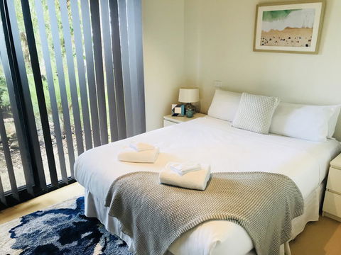 Ocean View Treetops Retreat - New Castle Holiday 2