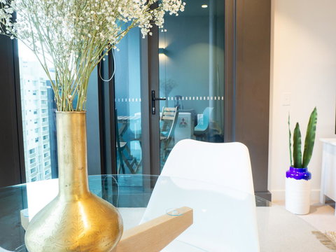 LittleStay Eporo - Central Apartments - New Castle Holiday 4