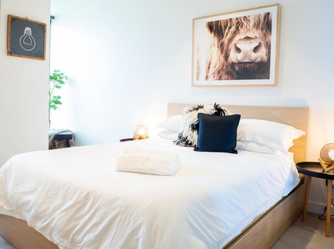 LittleStay Eporo - Central Apartments - New Castle Holiday 23