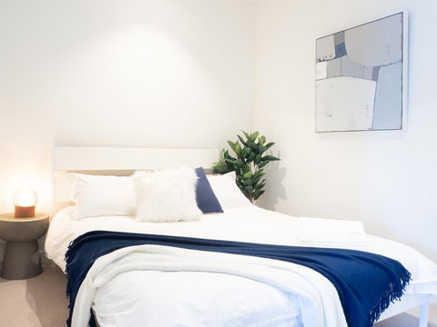 LittleStay Eporo - Central Apartments - New Castle Holiday 17