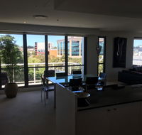Geelong Waterfront Penthouse Apartment - New Castle Holiday