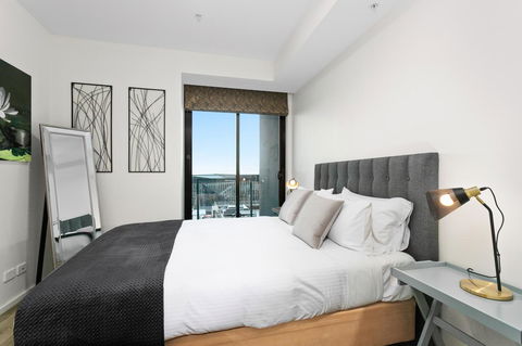 Waterfront Melbourne Apartments - New Castle Holiday 12