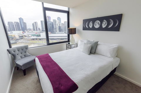 Waterfront Melbourne Apartments - New Castle Holiday 23