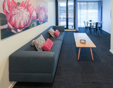 Waterfront Melbourne Apartments - New Castle Holiday 19