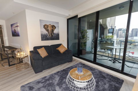 Waterfront Melbourne Apartments - New Castle Holiday 42