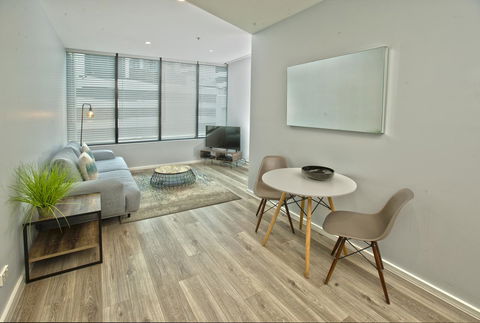 Waterfront Melbourne Apartments - New Castle Holiday 16