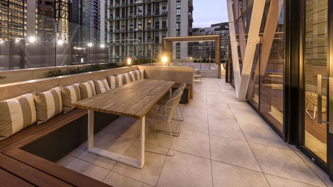 Avani Melbourne Central Residences - New Castle Holiday 8