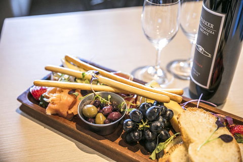 Nightcap At The Cheeky Squire - New Castle Holiday 23