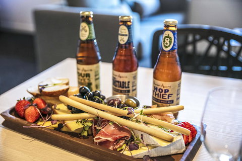 Nightcap At The Cheeky Squire - New Castle Holiday 7