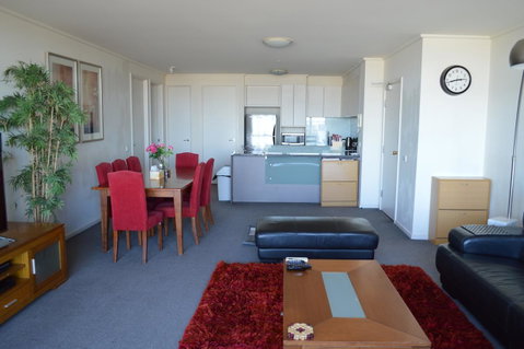 3BR Apartment At Victoria Tower Southbank - New Castle Holiday 1