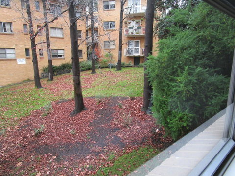 North Melbourne Retreat - New Castle Holiday 17