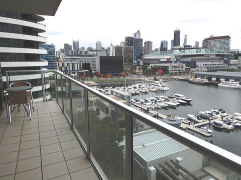 AKOM AT Docklands - New Castle Holiday 0