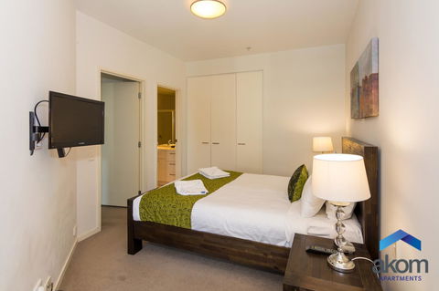 AKOM AT Docklands - New Castle Holiday 1