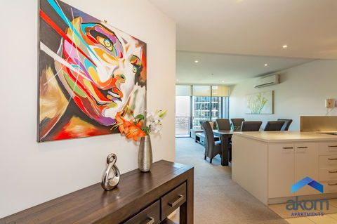 AKOM AT Docklands - New Castle Holiday 3