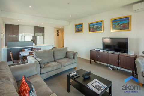AKOM AT Docklands - New Castle Holiday 15