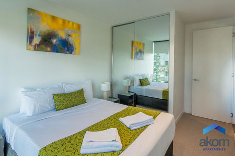 AKOM AT Docklands - New Castle Holiday 22