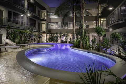 BEST WESTERN PLUS Travel Inn - New Castle Holiday 2