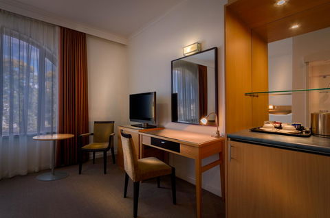 BEST WESTERN PLUS Travel Inn - New Castle Holiday 27