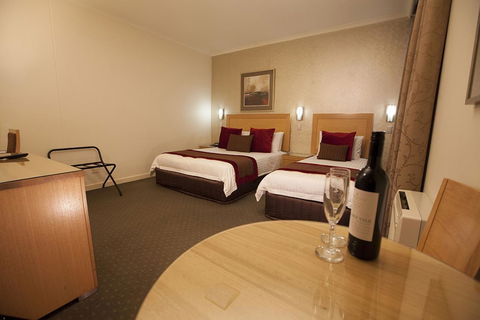BEST WESTERN PLUS Travel Inn - New Castle Holiday 35