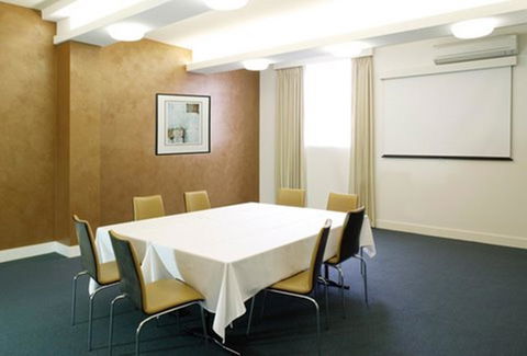 BEST WESTERN PLUS Travel Inn - New Castle Holiday 20
