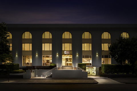 BEST WESTERN PLUS Travel Inn - New Castle Holiday 0