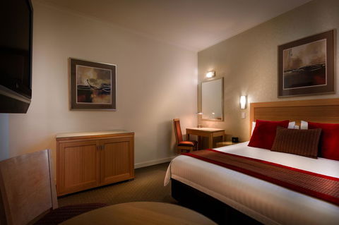 BEST WESTERN PLUS Travel Inn - New Castle Holiday 39