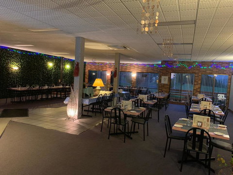 Mountain Creek Motel Bar & Restaurant - New Castle Holiday 14